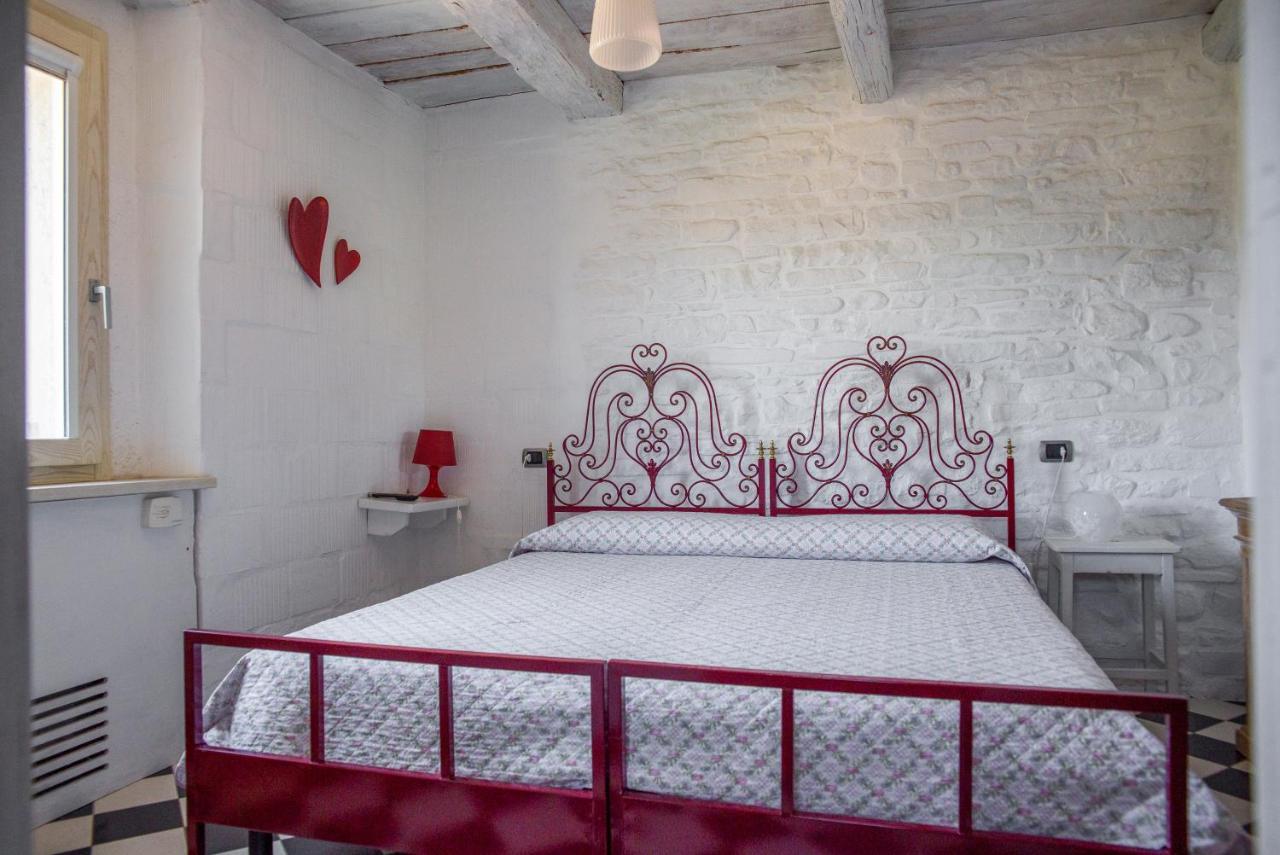 La Locanda Della Campanara Санта-София Экстерьер фото