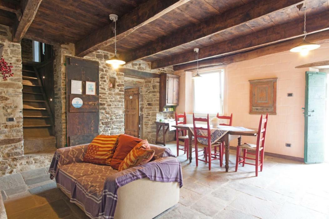 La Locanda Della Campanara Санта-София Экстерьер фото