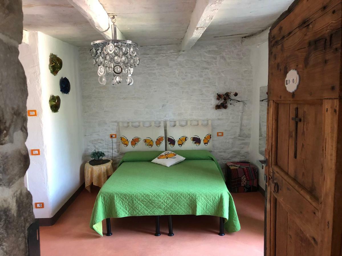 La Locanda Della Campanara Санта-София Экстерьер фото